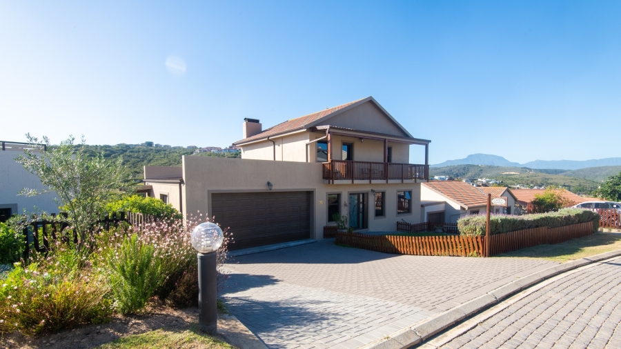 3 Bedroom Property for Sale in Bergsig Western Cape